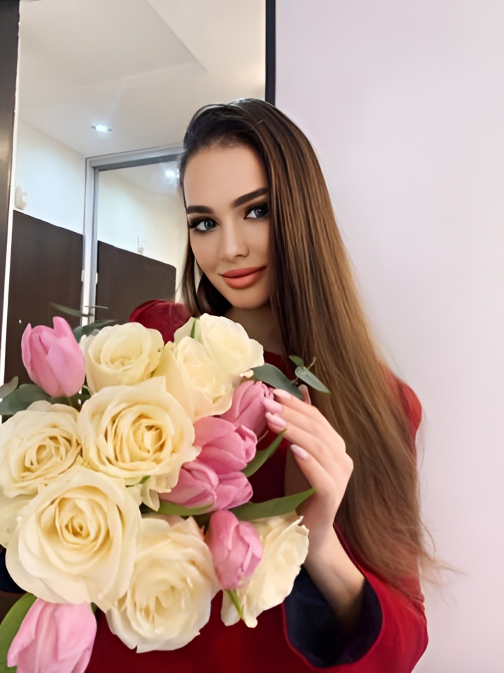 Изабелла привлекальеная девушка из Ува цена от 1500 руб