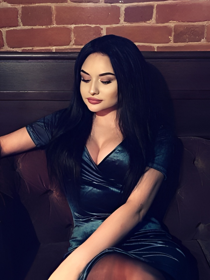 Лилия привлекальеная девушка из Ува цена от 2500 руб