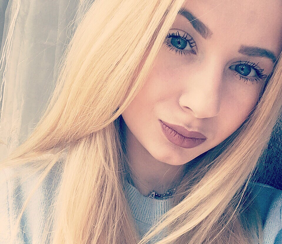 Аленка привлекальеная девушка из Ува цена от 3500 руб