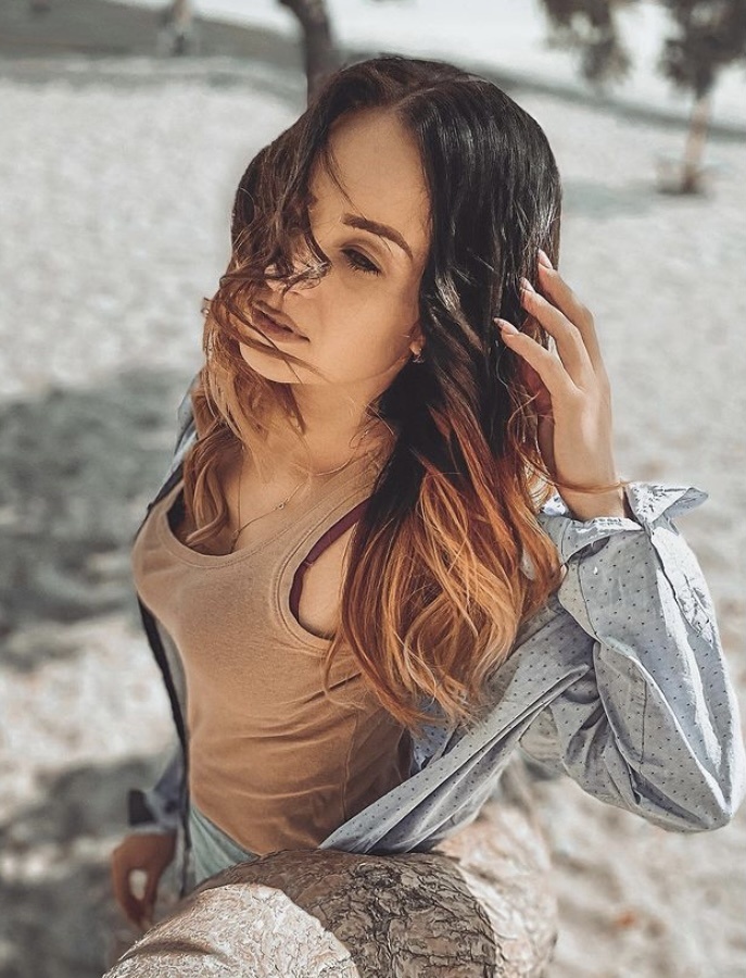 Ирина привлекальеная девушка из Ува цена от 3500 руб