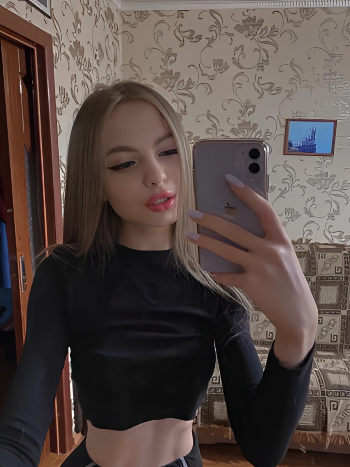 Индивидуалка Леночка, доступна для личного знакомства от 4000 руб