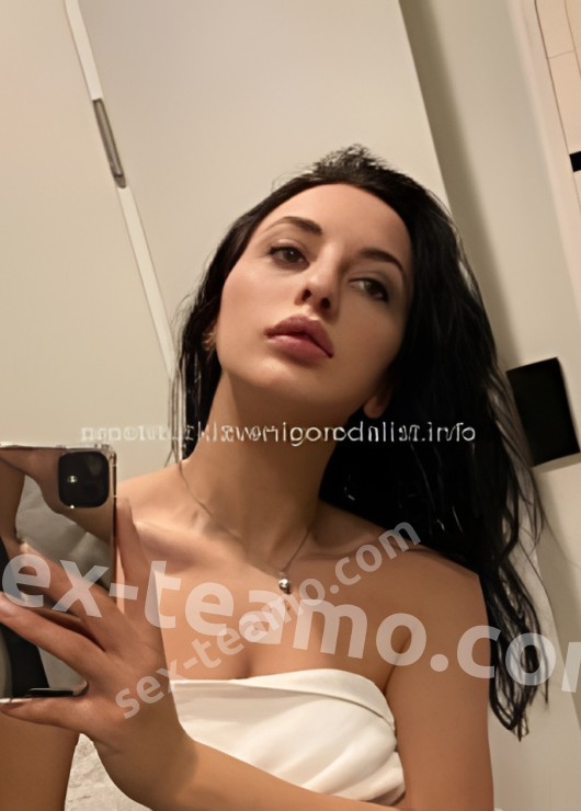 Карина привлекательная девушка из Ува цена от 3000 руб