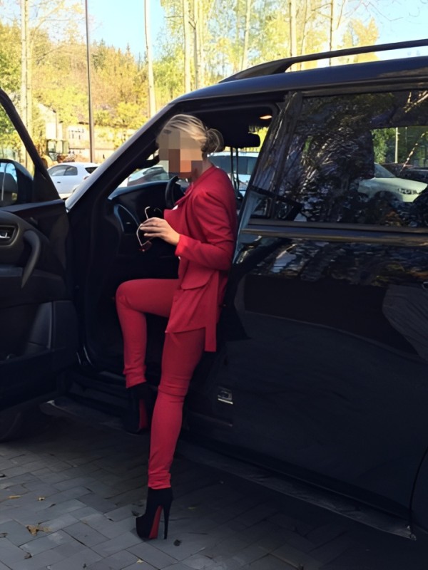 Виталина привлекательная девушка из Ува цена от 3000 руб