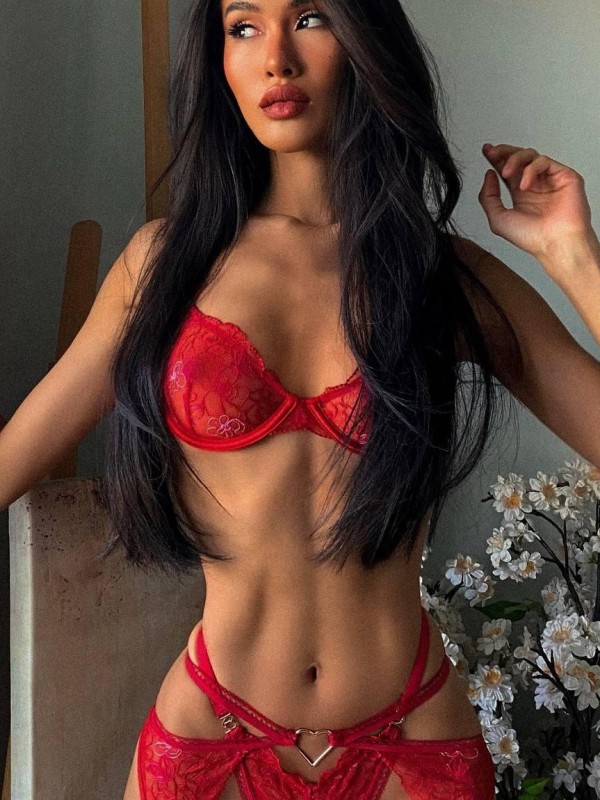 Милена привлекательная девушка из Ува цена от 6000 руб